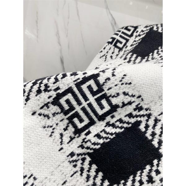 話題アイテム GIVENCHY ジバンシィ コピー ニットセーター 大人モード 存在感抜群 2026新作