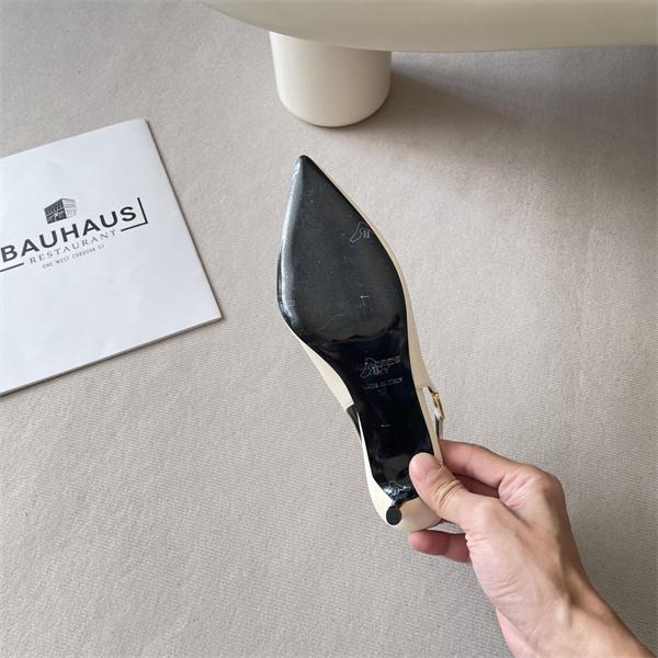 洗練 SAINT LAURENT イヴ・サンローラン コピー ハイヒール 上品 8.0CMヒール 通勤対応 大人フェミニン