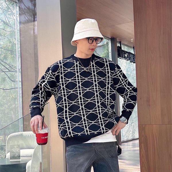 VALENTINO ヴァレンティノ コピー セーター 立体編み ゆったり モード映え 秋冬主役