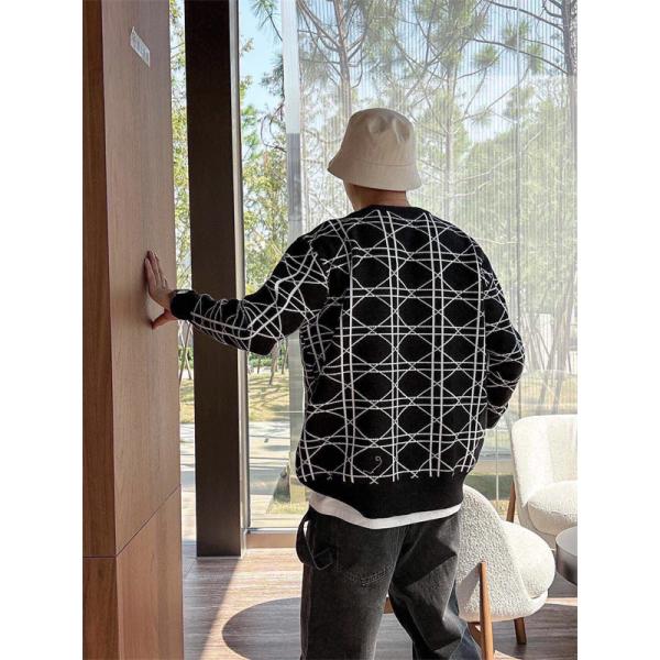 VALENTINO ヴァレンティノ コピー セーター 立体編み ゆったり モード映え 秋冬主役