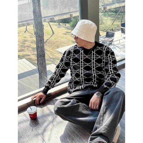 VALENTINO ヴァレンティノ コピー セーター 立体編み ゆったり モード映え 秋冬主役