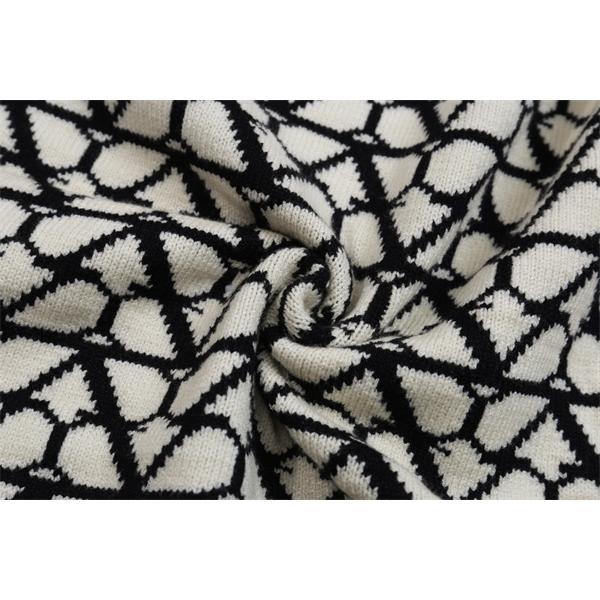 VALENTINO ヴァレンティノ コピー セーター 立体編地 厚手仕様 モード映え 秋冬主役 2026新作