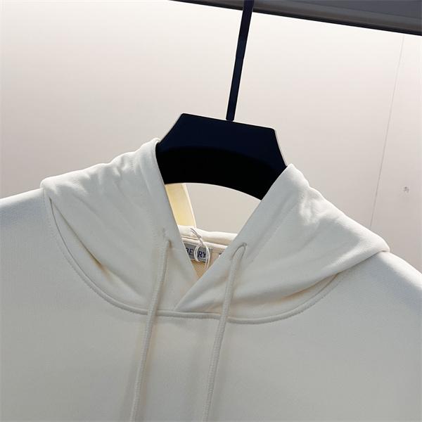  BURBERRY バーバリー コピー 洗練 刺繍 パーカー ゆったり 2026新作 トレンド