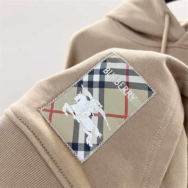 上品 カジュアル BURBERRY バーバリー コピー パーカー 厚手生地 大人向け 新作   