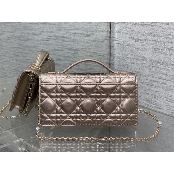 ♥DIOR♥ディオール手持ちバッグコピーチェーンショルダー付き人気2026