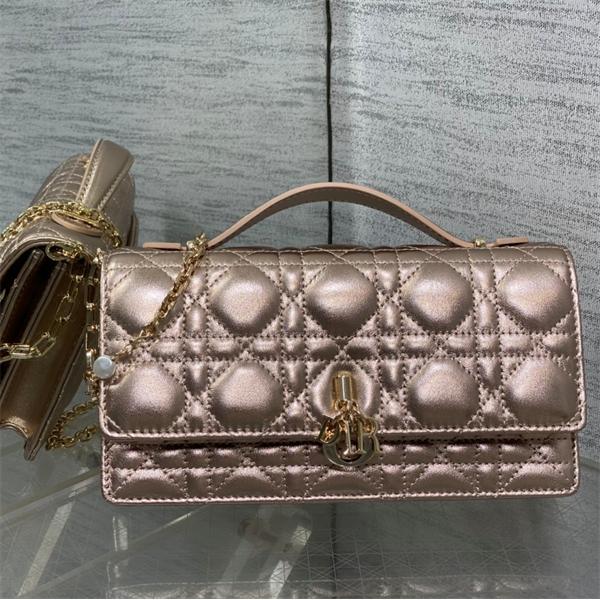 ♥DIOR♥ディオール手持ちバッグコピーチェーンショルダー付き人気2026