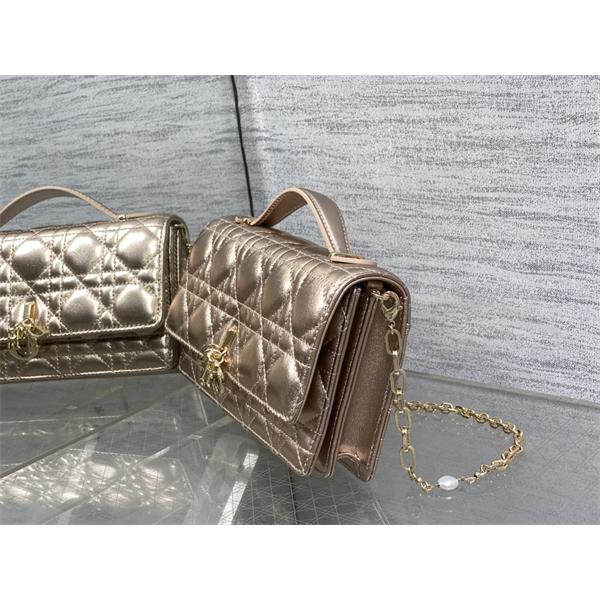 ♥DIOR♥ディオール手持ちバッグコピーチェーンショルダー付き人気2026