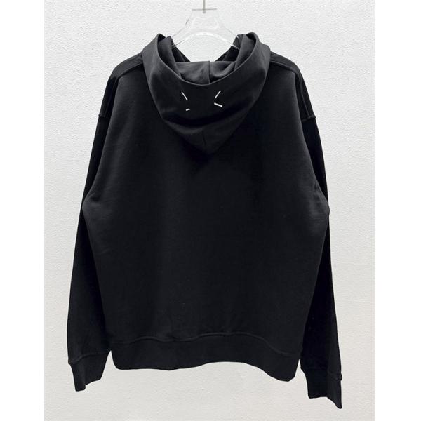 存在感抜群 プリント Maison Margiela メゾン マルジェラ コピー パーカー ゆったり 軽量素材