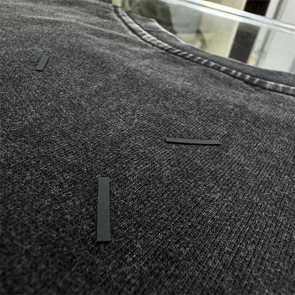 2026新作 刺繍 Maison Margiela メゾン マルジェラ コピー パーカー ゆったり設計 古着感 モード系