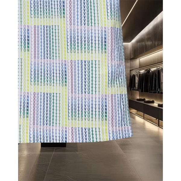 半袖シャツ 個性派 立体 LOUIS VUITTON ルイヴィトン コピー 軽快タッチ 新作モデル 2026新作