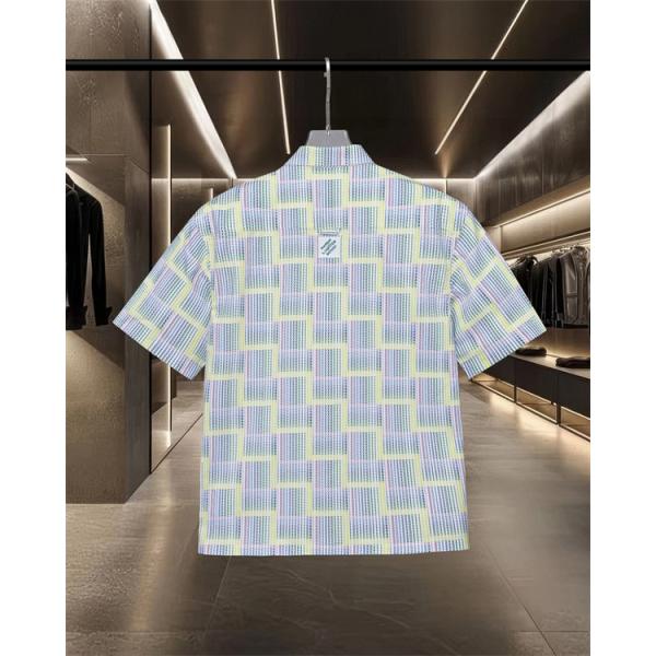 半袖シャツ 個性派 立体 LOUIS VUITTON ルイヴィトン コピー 軽快タッチ 新作モデル 2026新作