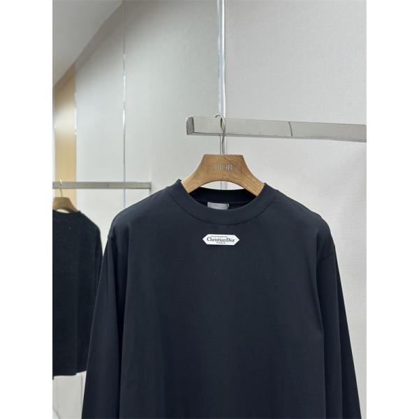 DIOR ディオール コピー 長袖Tシャツ ミニロゴプレート クルーネック シンプル洗練 2026新作