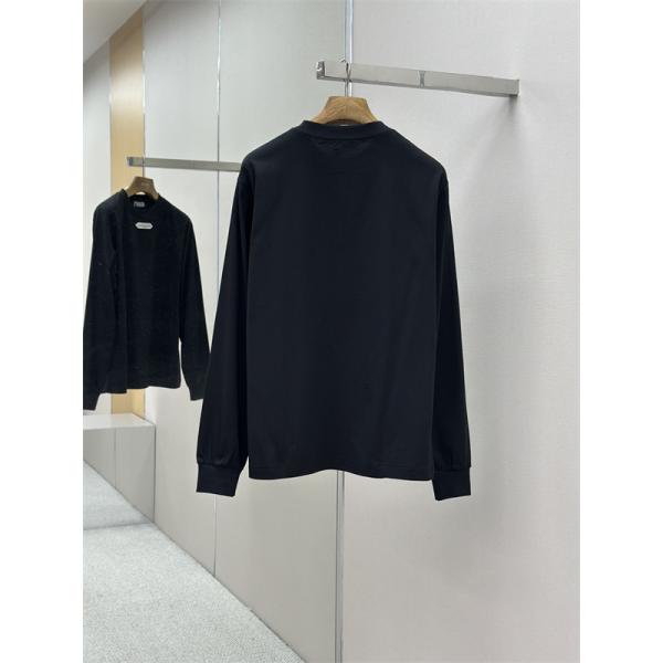 DIOR ディオール コピー 長袖Tシャツ ミニロゴプレート クルーネック シンプル洗練 2026新作