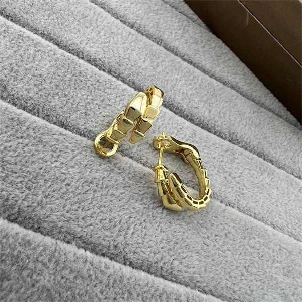 寒い季節の王道アイテム ブルガリピアススーパーコピー BVLGARI  激安(日本最大級)