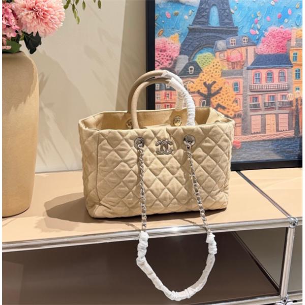上品な輝きを放つ形   2026新作シャネルトートバッグコピー 大歓迎(日本最大級)