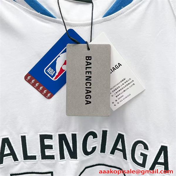 バレンシアガ スーパーコピー 半袖Tシャツ ン スポーツテイスト 配色切替 2026新作 BALENCIAGA