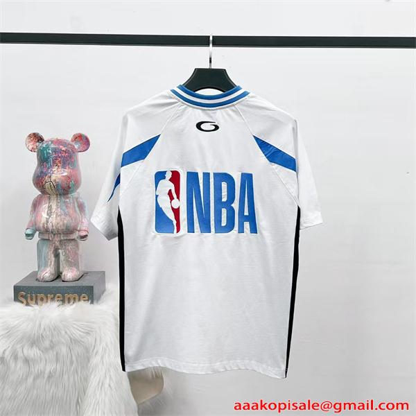 バレンシアガ スーパーコピー 半袖Tシャツ ン スポーツテイスト 配色切替 2026新作 BALENCIAGA