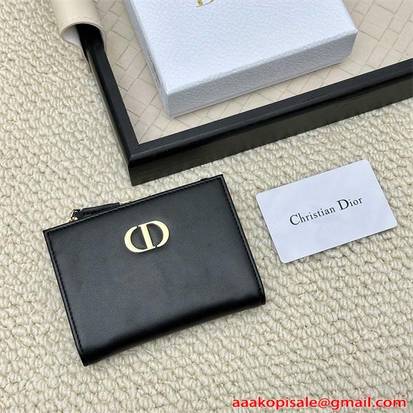 DIOR ディオール スーパーコピー レディース フラグメントケース ゴールドロゴ レザー仕様 洗練
