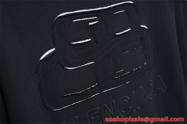 BALENCIAGA バレンシアガ コピー 2026新作 話題モデル 半袖Tシャツ プリント 柔軟素材 トレンド