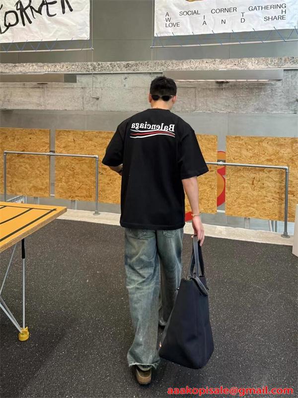 BALENCIAGA バレンシアガ  スーパーコピー 売れ筋商品 2026新作 半袖Tシャツ オーバーサイズ モード