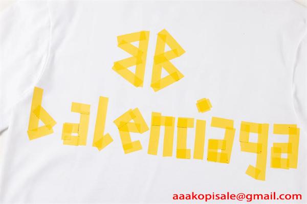 BALENCIAGA アーバンストリート ロゴTシャツ ホワイト バレンシアガ 偽物 半袖 大人カジュアル