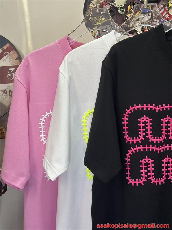 MIUMIU 可愛い Tシャツ ブラック ミュウミュウ コピー 半袖 ビッグロゴ