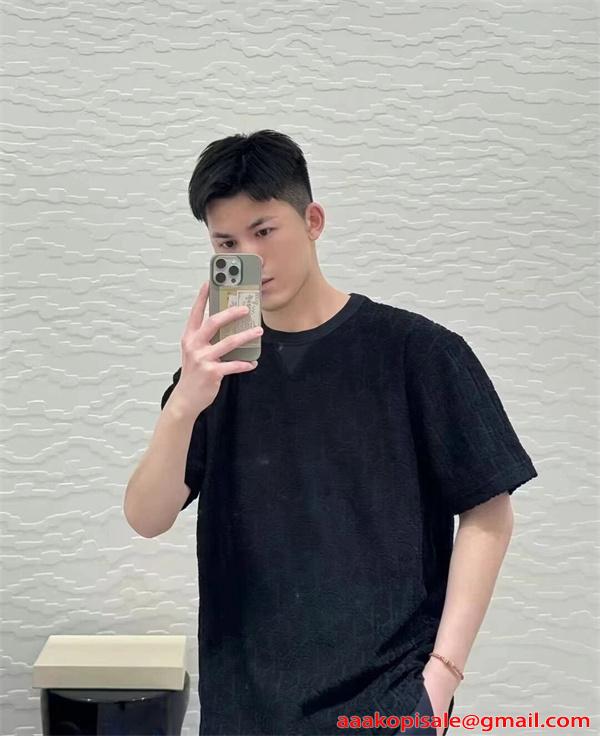 人気 ディオール モノグラム総柄 半袖Tシャツ ホワイト エンボス加工 Dior スーパーコピー 高級感 モード 