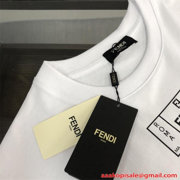 FENDI 洗練 スクエアロゴ フェンディ コピー ホワイト 半袖 Tシャツ ミニマル シンプル きれいめ