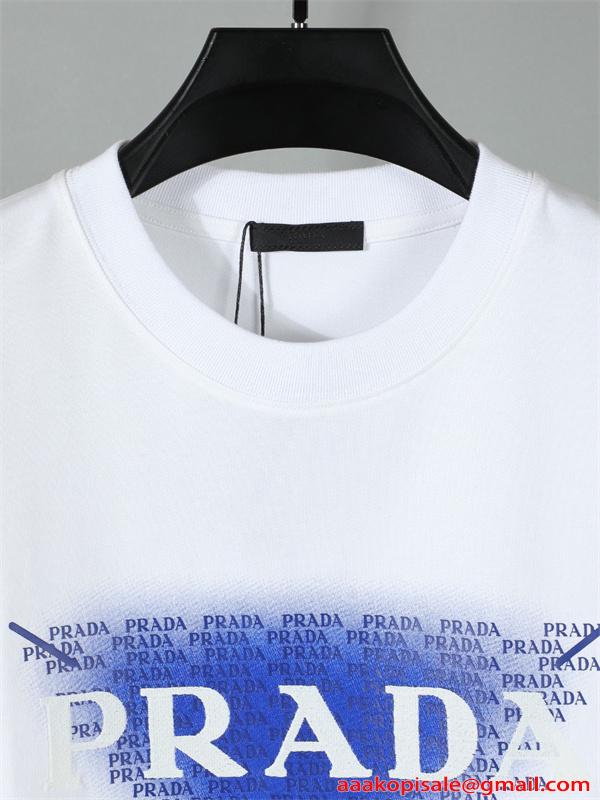 シンプル半袖 PRADA コピー Ｔシャツ ホワイト ブルー配色 プラダ 上品 カジュアル 夏コーデ 爽やか 夏向け 軽やか