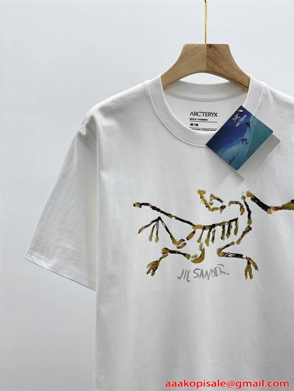 ネイビー展開 プリント 半袖Tシャツ 高級 柔らか質感 ARC'TERYX 個性際立つ アークテリクス 偽物