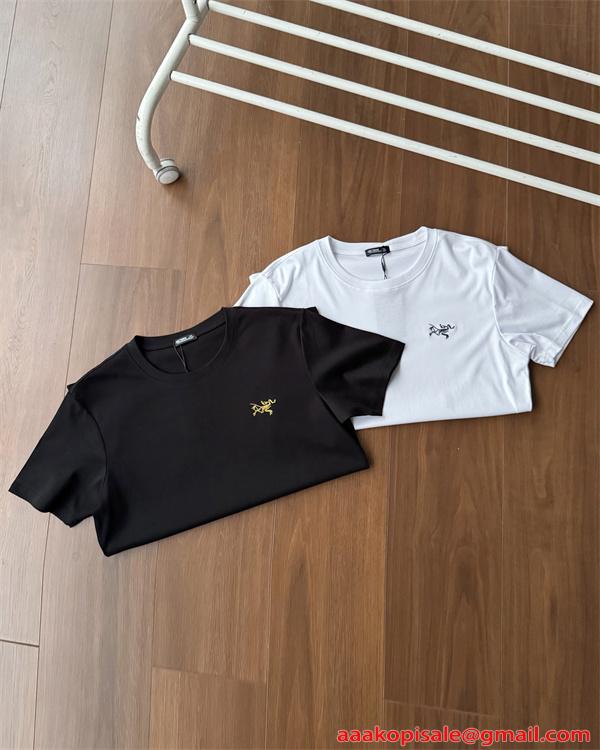 ホワイト ブラックアークテリクス コピー ARC'TERYX ミニマル 半袖Tシャツ シンプル 上品 軽量 快適