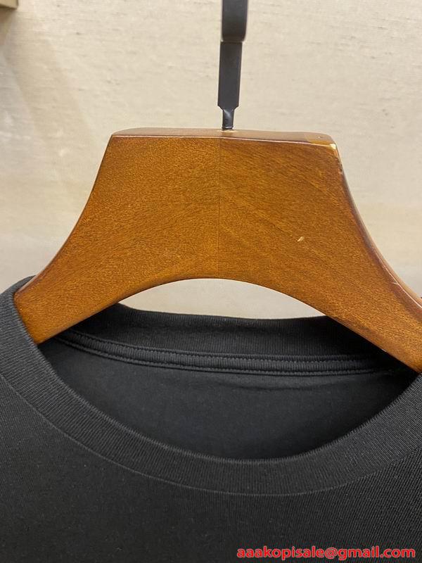 フェンディ FENDI 長袖Tシャツ コピー定番 2026秋冬におしゃれな着こなし激安(日本最大級)