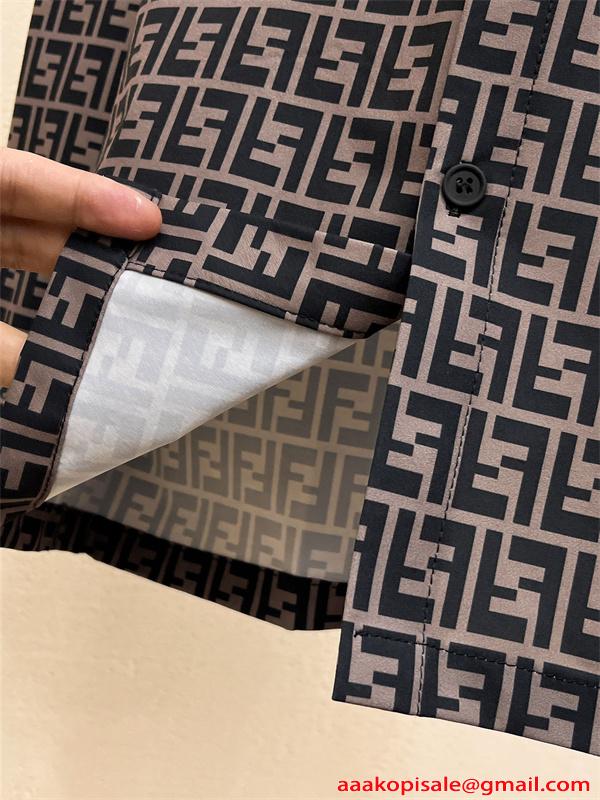 季節を感じた秋冬ファッション フェンディシャツコピー FENDI  2026秋冬の必需品  激安(日本最大級)