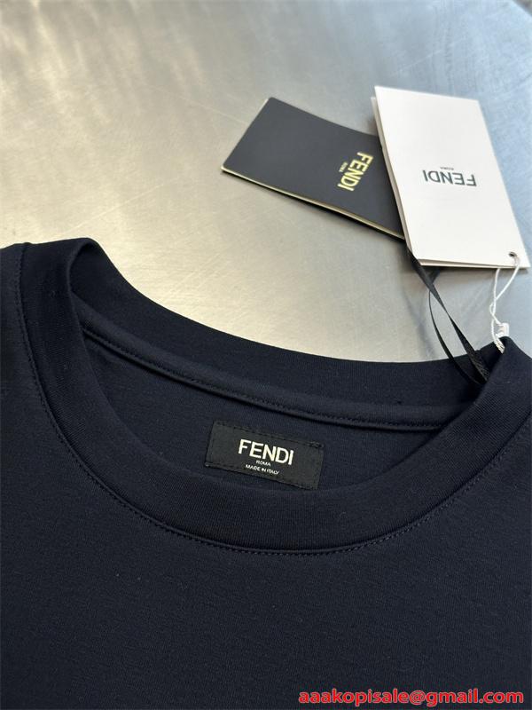 フェンディ半袖Tシャツコピー FENDIセンスよく取り入れられる  激安(日本最大級)