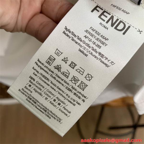 フェンディ ロングｔコピー男性用使いやすさ抜群クルーネックスタイリング ファッション