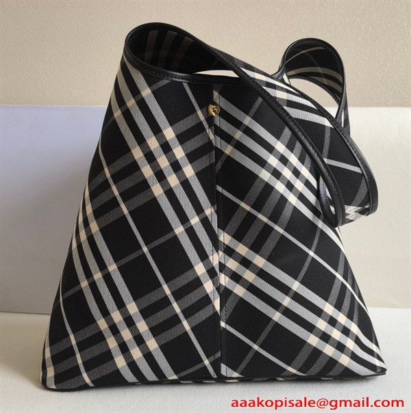 素敵カジュアル春夏新品 バーバリーバッグコピー BURBERRY 2026トレンドブランド激安通販 専門店