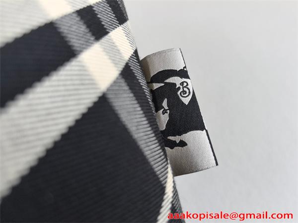 素敵カジュアル春夏新品 バーバリーバッグコピー BURBERRY 2026トレンドブランド激安通販 専門店