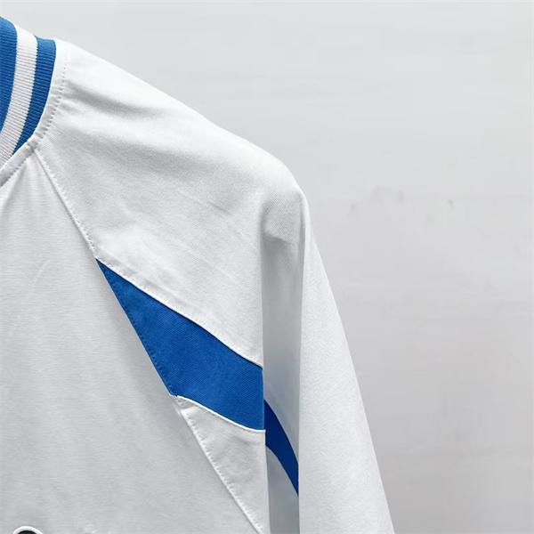 バレンシアガ スーパーコピー 半袖Tシャツ ン スポーツテイスト 配色切替 2026新作 BALENCIAGA
