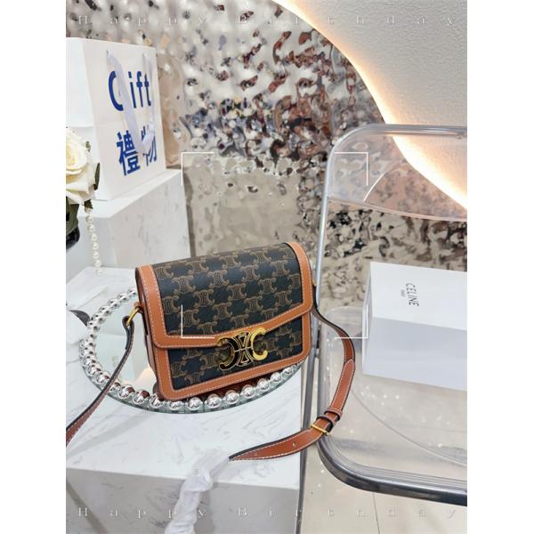 CELINE セリーヌ コピー 人気新作 クラシック ショルダーバッグ レディース 上品