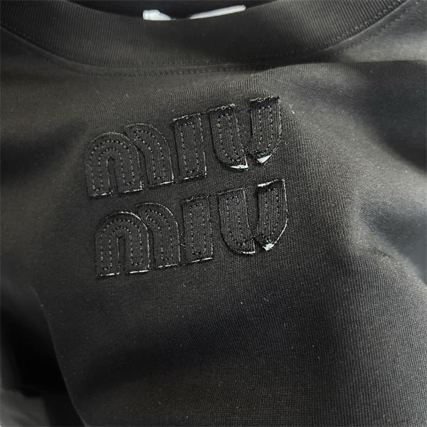 軽やか着用 MIUMIU ミュウミュウ コピー 長袖ｔシャツ レディース シンプル