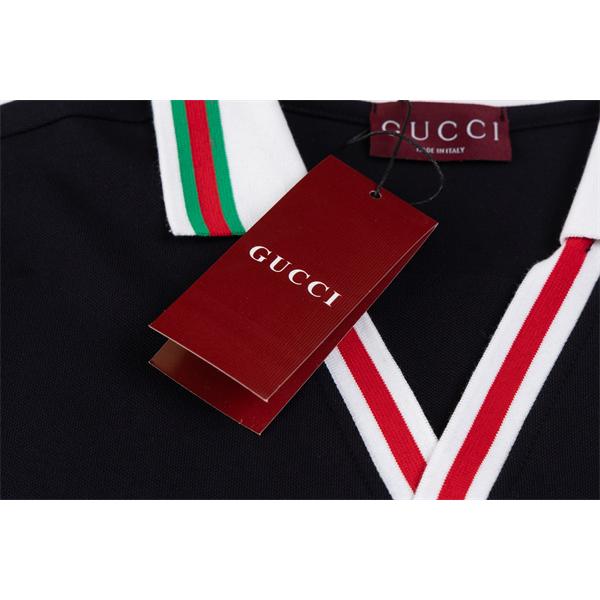 話題沸騰 GUCCI グッチ コピー 注目モデル メンズポロシャツ 半袖 Vネックデザイン