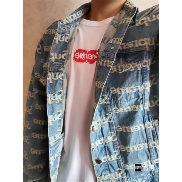SUPREME シュプリーム コピー 超話題モデル ストリート定番 爆人気 半袖Tシャツ メンズ