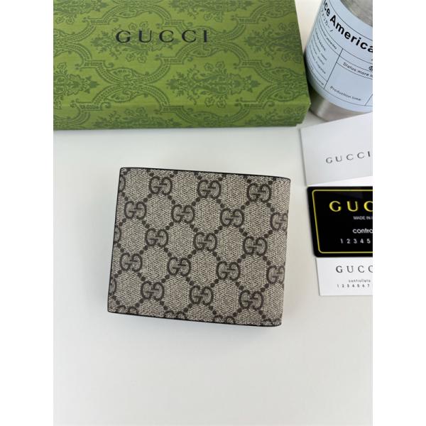 GUCCI グッチ スーパーコピー 話題沸騰 洗練モノグラム 二つ折り財布 メンズ コンパクト