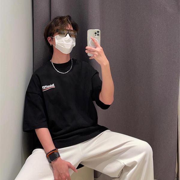 BALENCIAGA バレンシアガ  スーパーコピー 売れ筋商品 2026新作 半袖Tシャツ オーバーサイズ モード