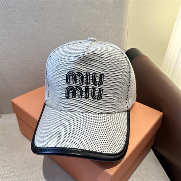 ミュウミュウ ブラックライン グレーキャップ 刺繍ロゴ MIUMIU 半カジュアル モードスタイル スーパーコピー