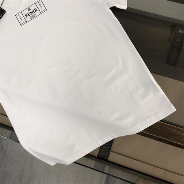FENDI 洗練 スクエアロゴ フェンディ コピー ホワイト 半袖 Tシャツ ミニマル シンプル きれいめ