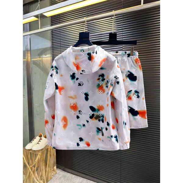 ルイヴィトン 偽物 セットアップ LOUIS VUITTON マルチカラー柄 紫外線対策 軽量 速乾 ビーチ 海水浴