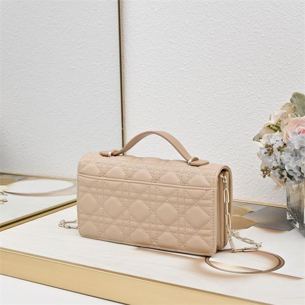 ディオール コピー レディース DIOR ハンドバッグ キルティング チェーン 上品 フォーマル対応