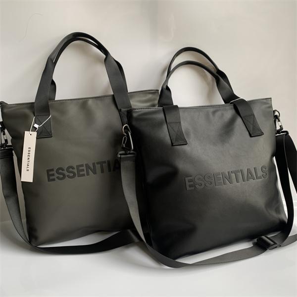 エッセンシャルズ 偽物 ESSENTIALS トートバッグ ブラック レザー調 2WAY ショルダー付き 大容量 カジュアル