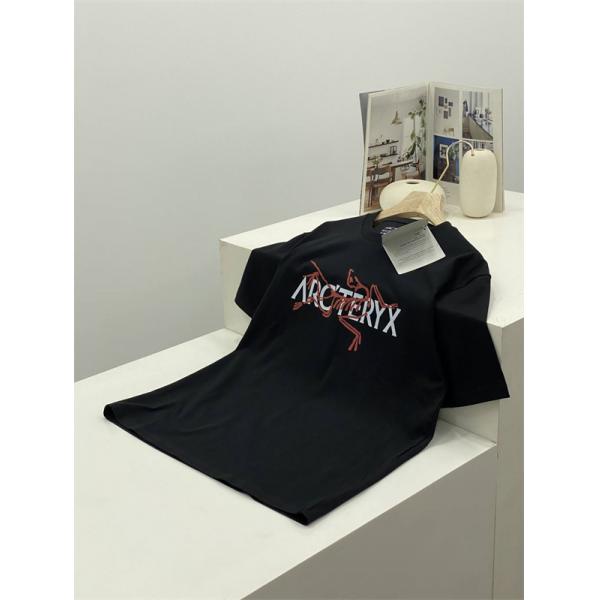 ARC'TERYX アークテリクス コピー ホワイト ネイビー配色 プリント 半袖Tシャツ 軽やか素材 ストリート